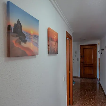 An In With 3 Bedrooms, Located Near And Gandia * إكسراكو