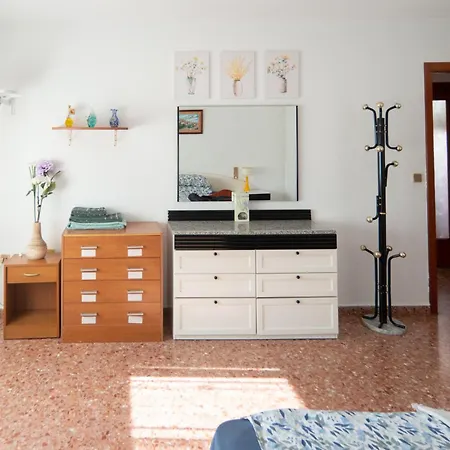 شقة An In With 3 Bedrooms, Located Near And Gandia